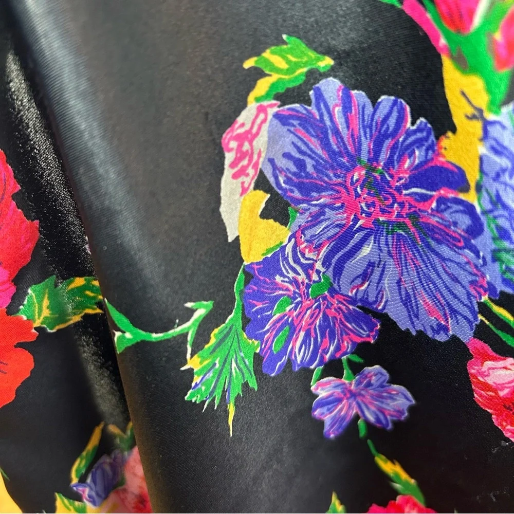 Vintage California Dynasty Satin Floral Robe‎ - Picture 9 of 11